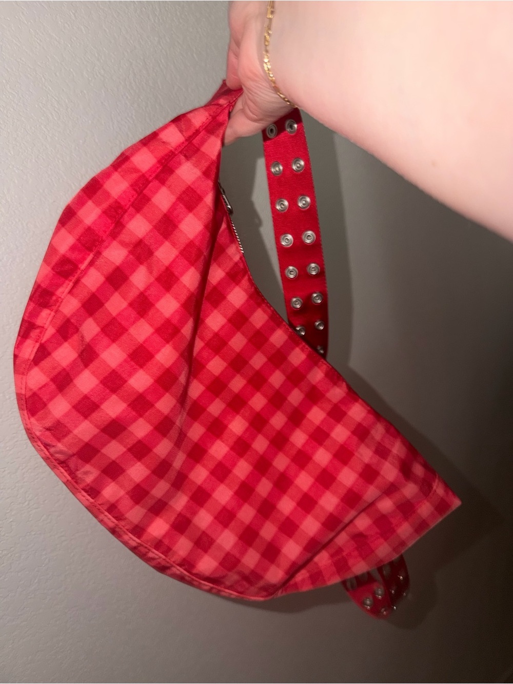 BAGGU Pink and Red Gingham Shoulder Bag with Studded Strap - Picture 3 of 4